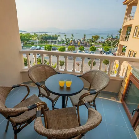 City Aparts 페티예